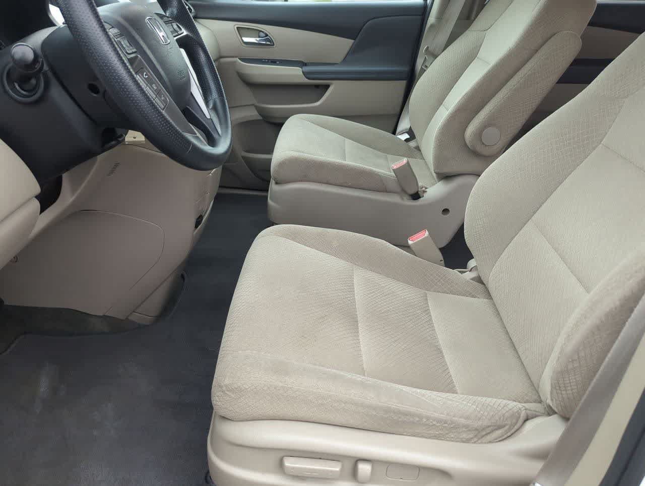 Used 2016 Honda Odyssey LX image 15