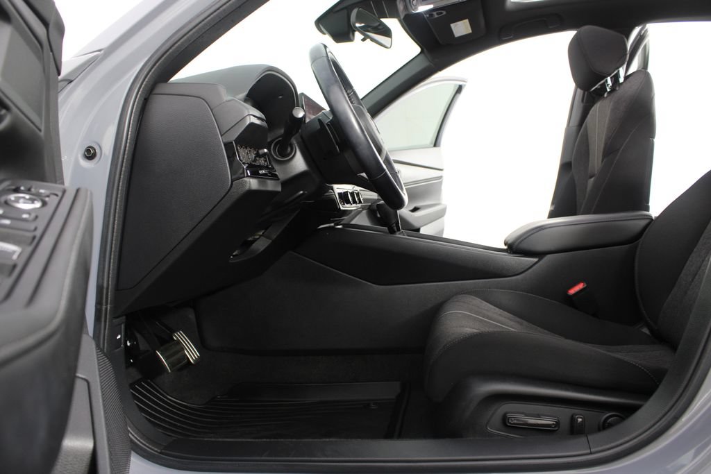 Used 2023 Honda Accord Sport image 16