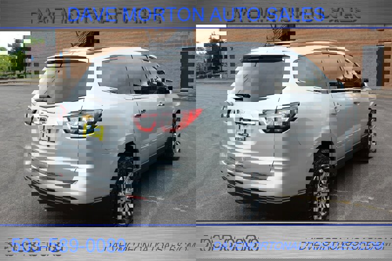 Used 2017 Chevrolet Traverse LT image 4