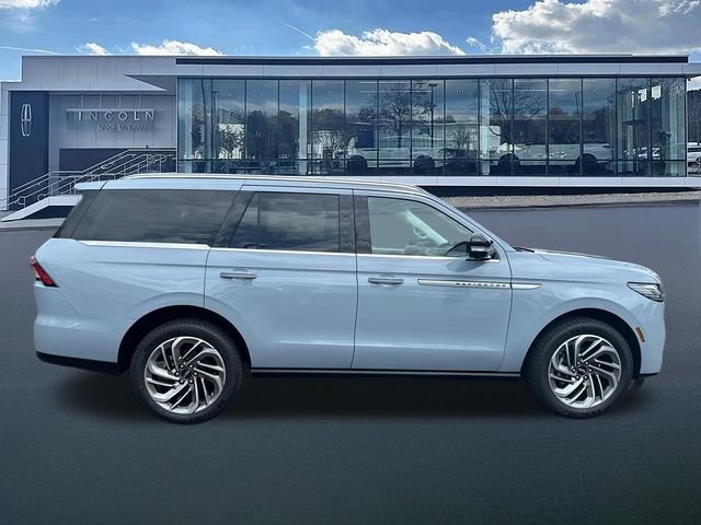 New 2026 Lincoln Navigator Reserve AWD/4WD image 9