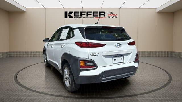 Used 2021 Hyundai Kona SE FWD image 3