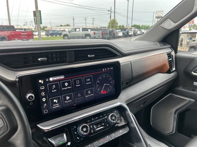 Used 2024 GMC Sierra 1500 Denali w/ Denali Reserve Package AWD/4WD image 32