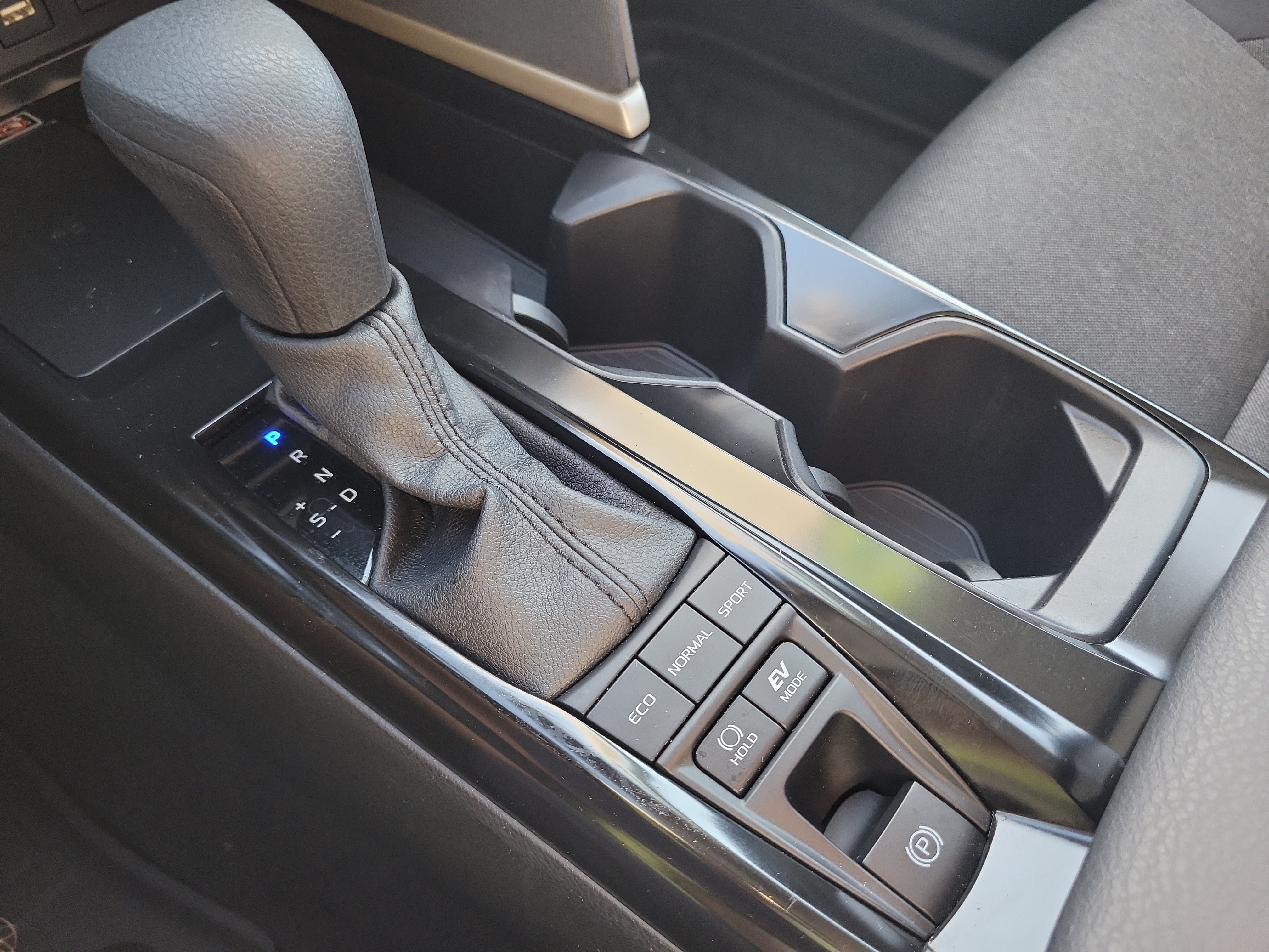 Certified 2025 Toyota Camry LE w/ Convenience Package FWD image 26
