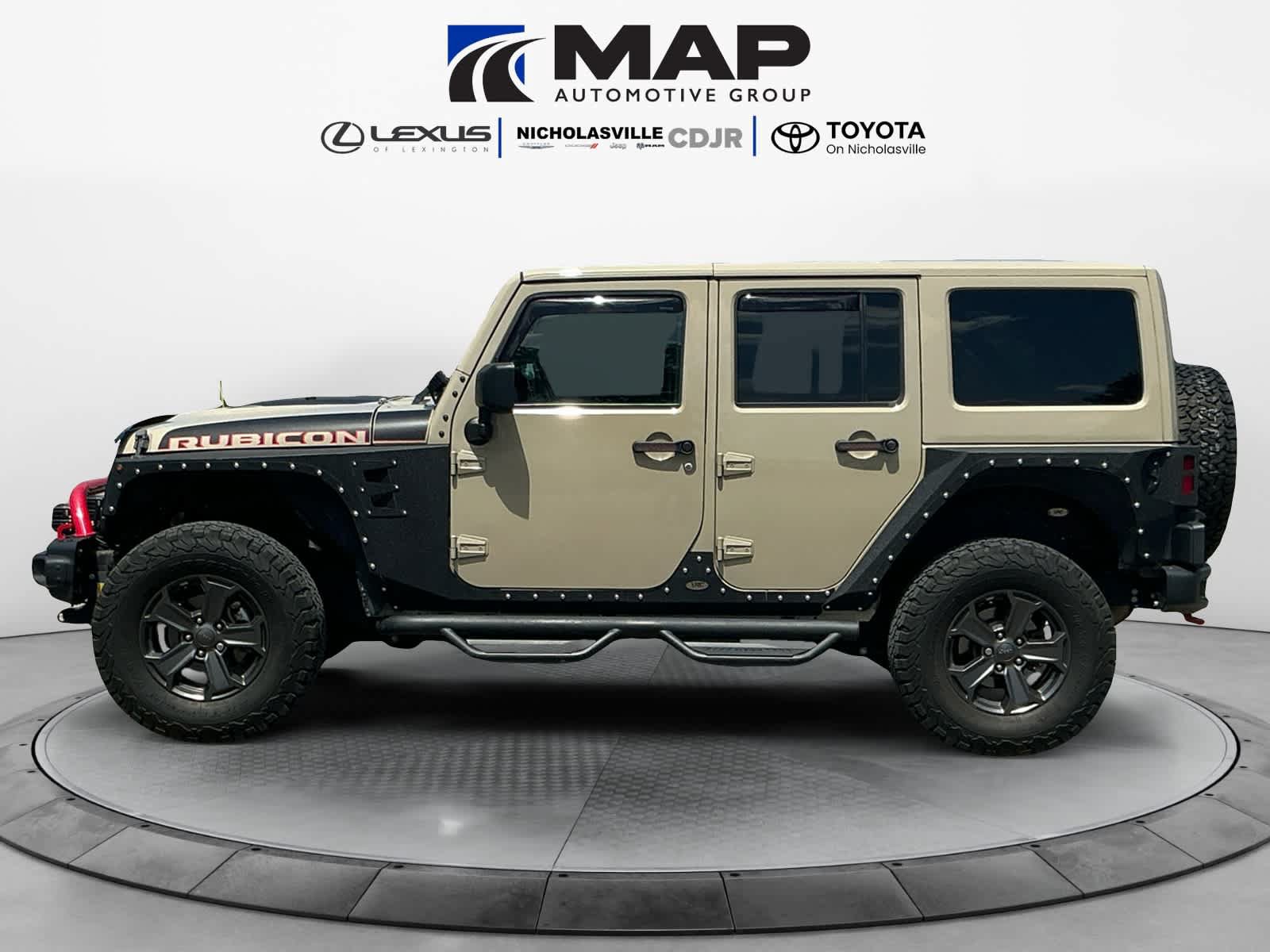 Used 2017 Jeep Wrangler Unlimited Rubicon AWD/4WD image 2