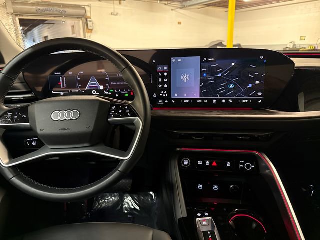 Certified 2025 Audi Q5 Premium w/ Convenience Package AWD/4WD image 12