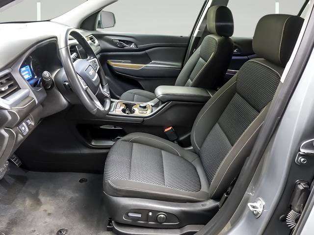 Used 2023 GMC Acadia SLE w/ Driver Convenience Package image 8