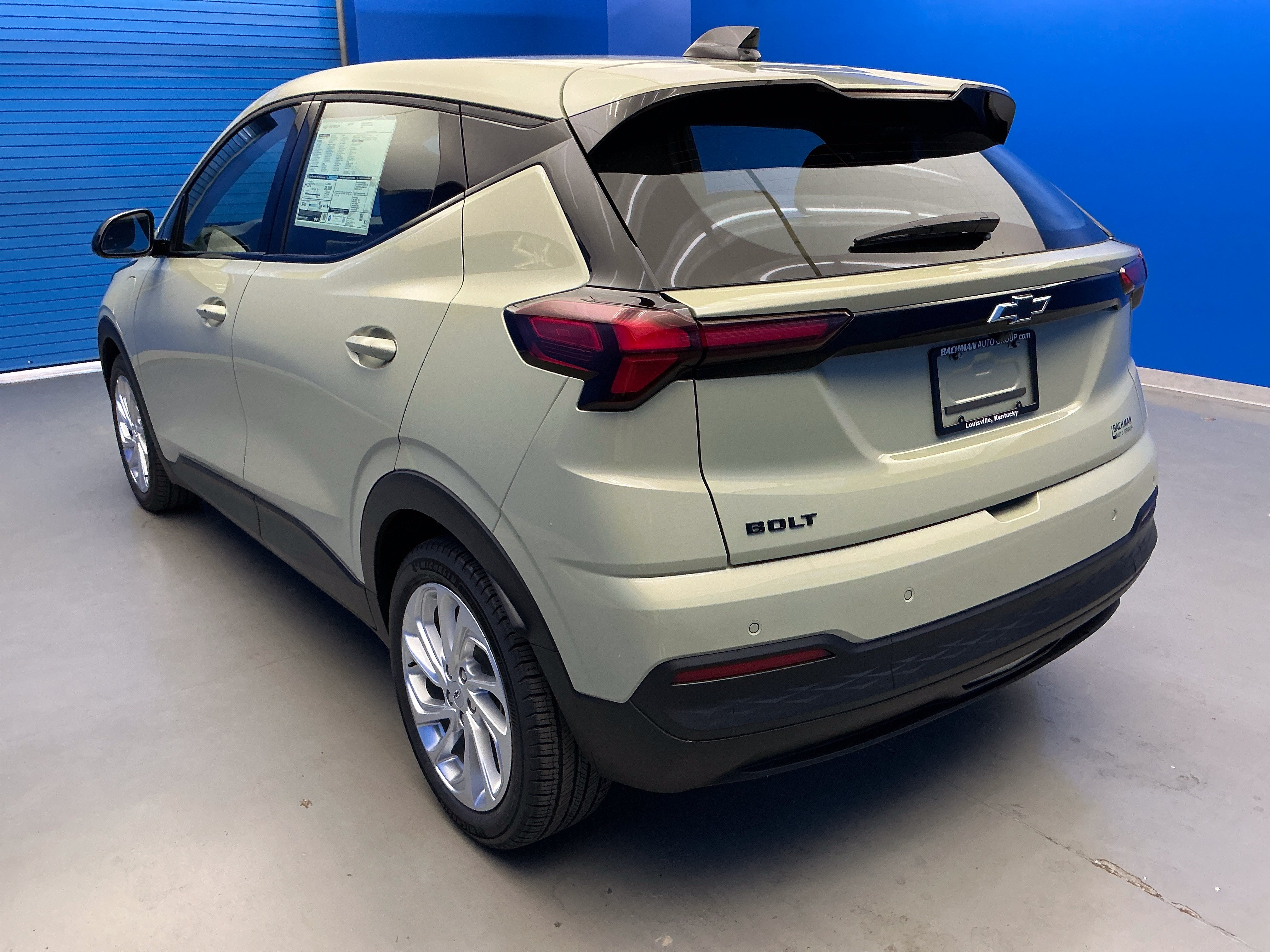 New 2027 Chevrolet Bolt LT w/ Comfort Package FWD image 5