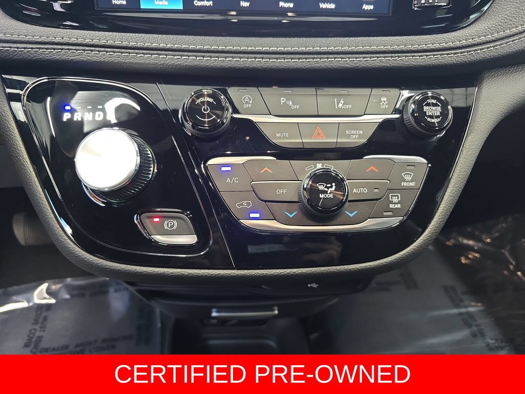 Used 2026 Chrysler Pacifica Select AWD/4WD image 22