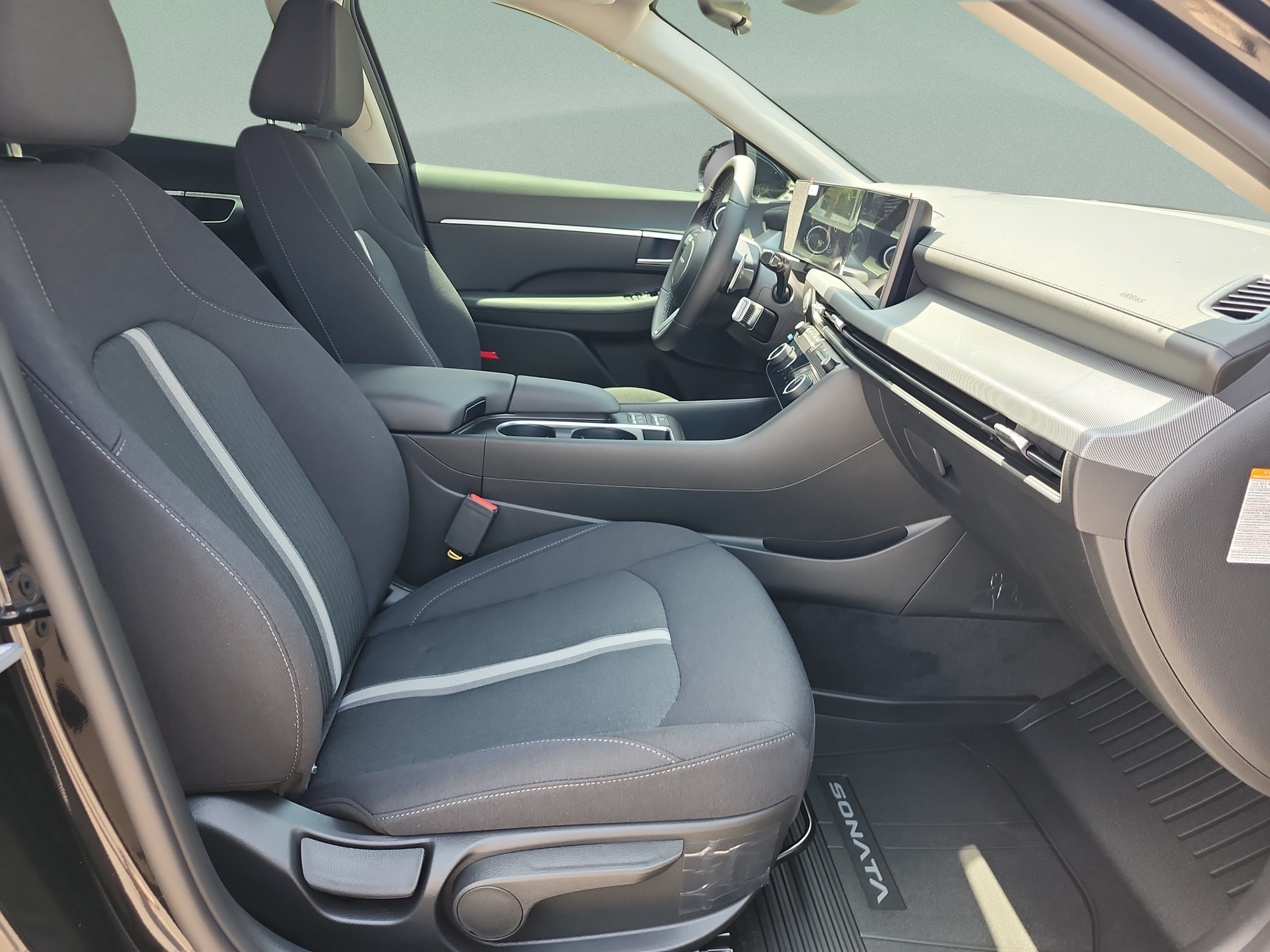 New 2026 Hyundai Sonata SEL FWD image 19