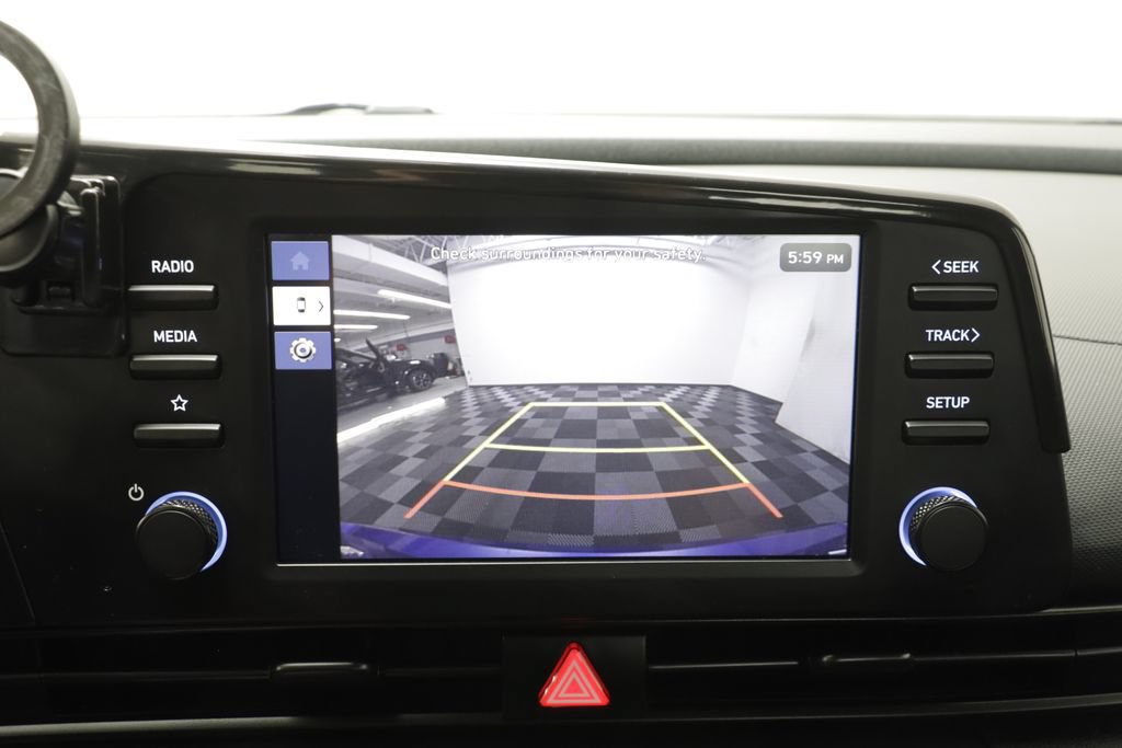 Used 2025 Hyundai Elantra Sport FWD image 10