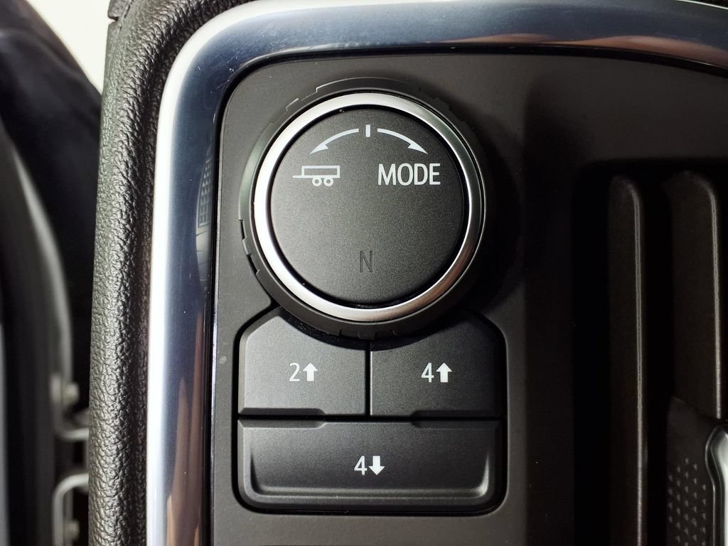 Used 2021 Chevrolet Silverado 2500 LT w/ Texas Edition AWD/4WD image 16