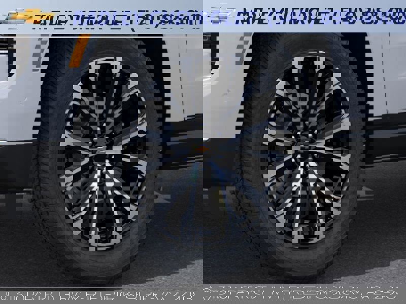 New 2026 Chevrolet Suburban High Country image 9