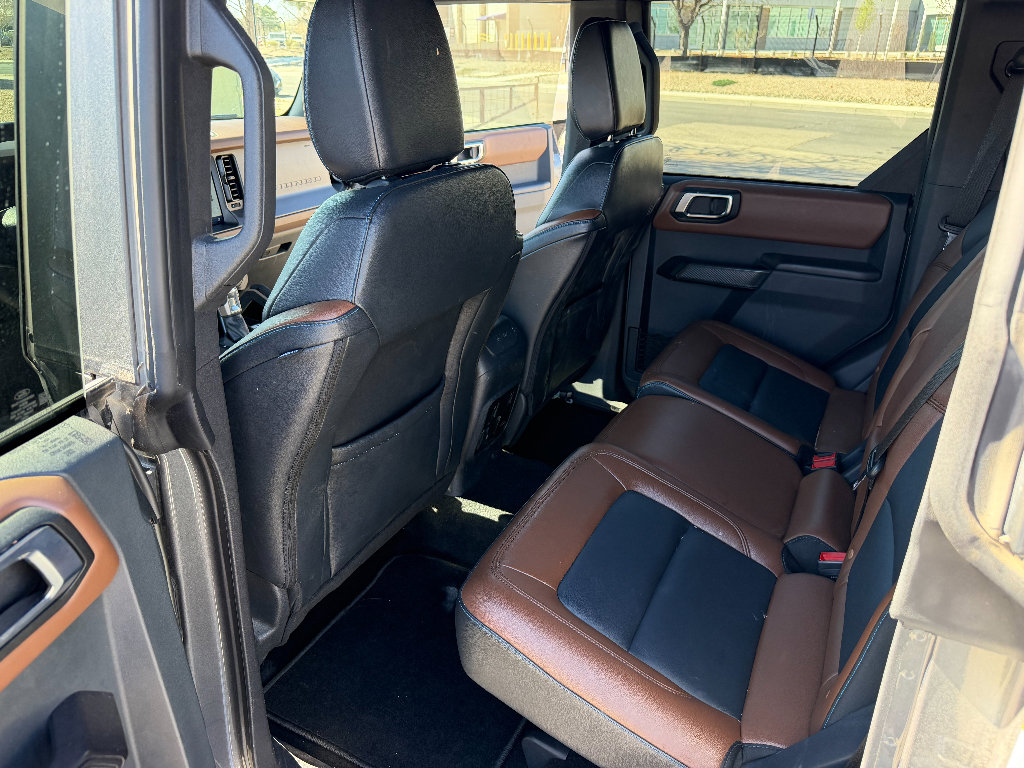 Used 2024 Ford Bronco Outer Banks image 15