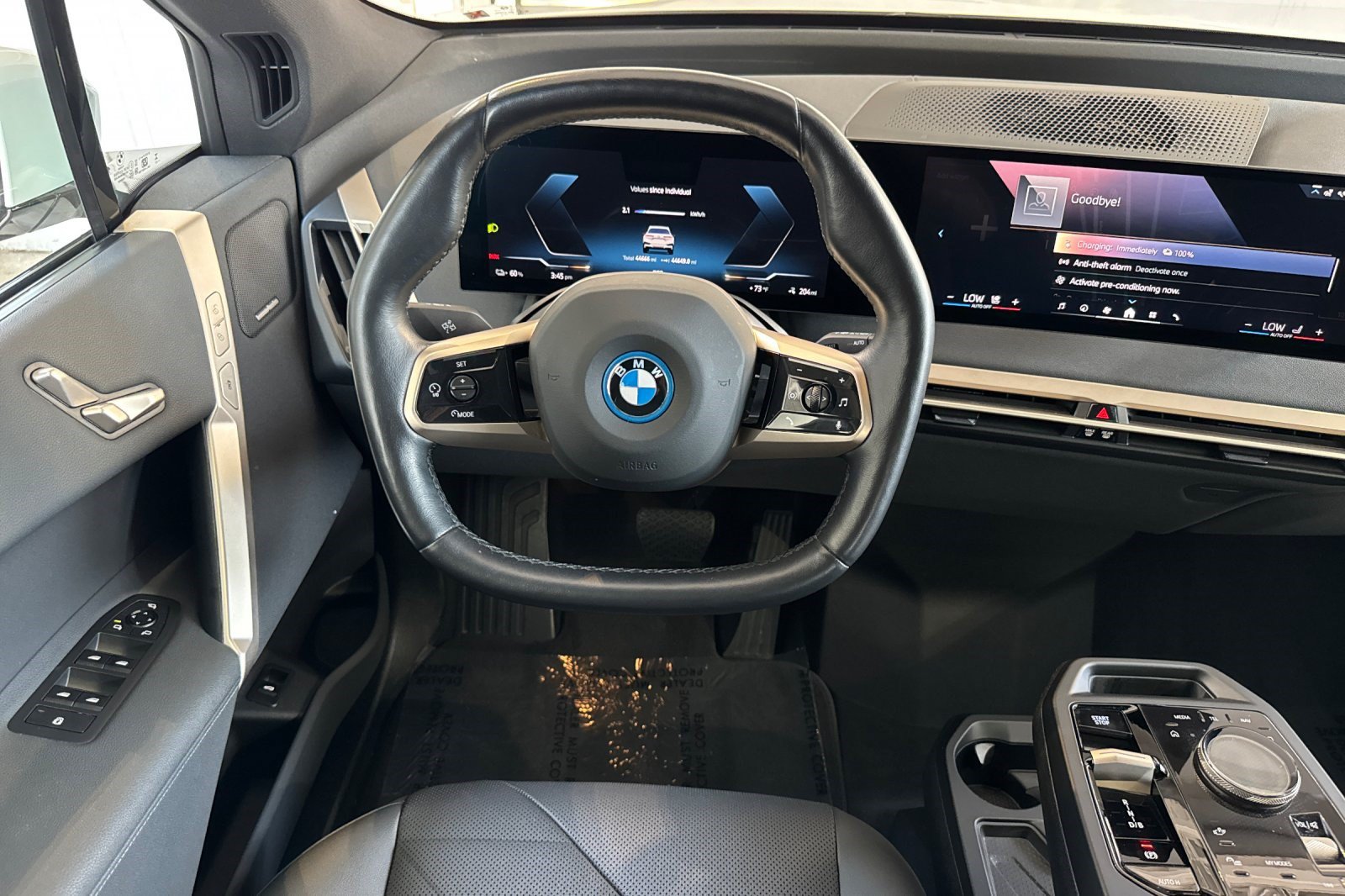 Certified 2024 BMW iX xDrive50 w/ Sport Package AWD/4WD image 18