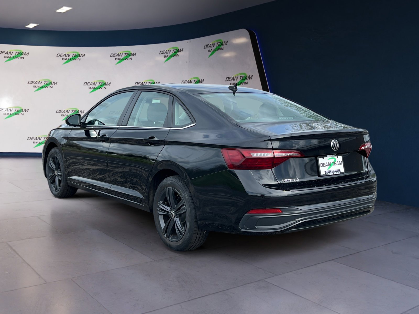 Used 2023 Volkswagen Jetta SE w/ Panoramic Sunroof Package FWD image 6