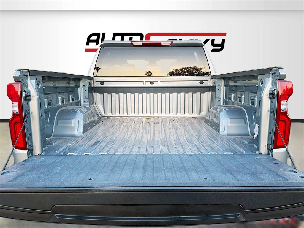 Used 2024 Chevrolet Silverado 1500 RST image 25