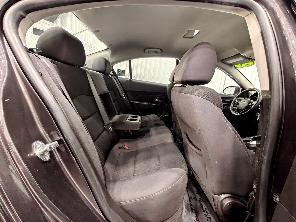 Used 2015 Chevrolet Cruze LT FWD image 24