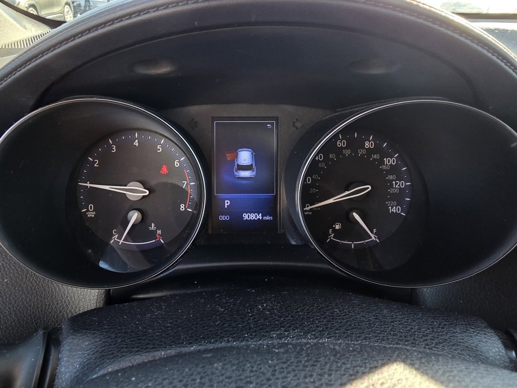 Used 2018 Toyota C-HR XLE image 15