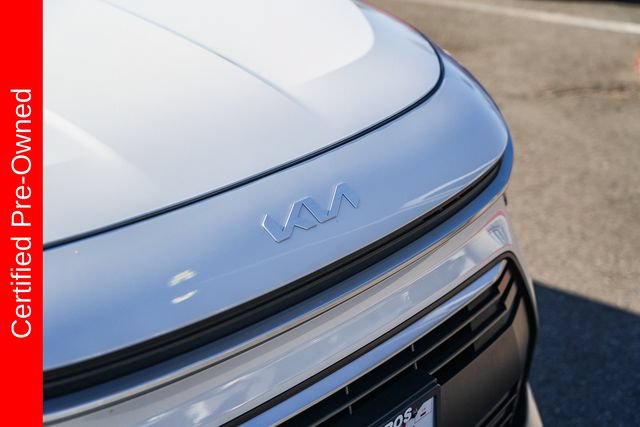 Certified 2025 Kia Niro EX FWD image 4
