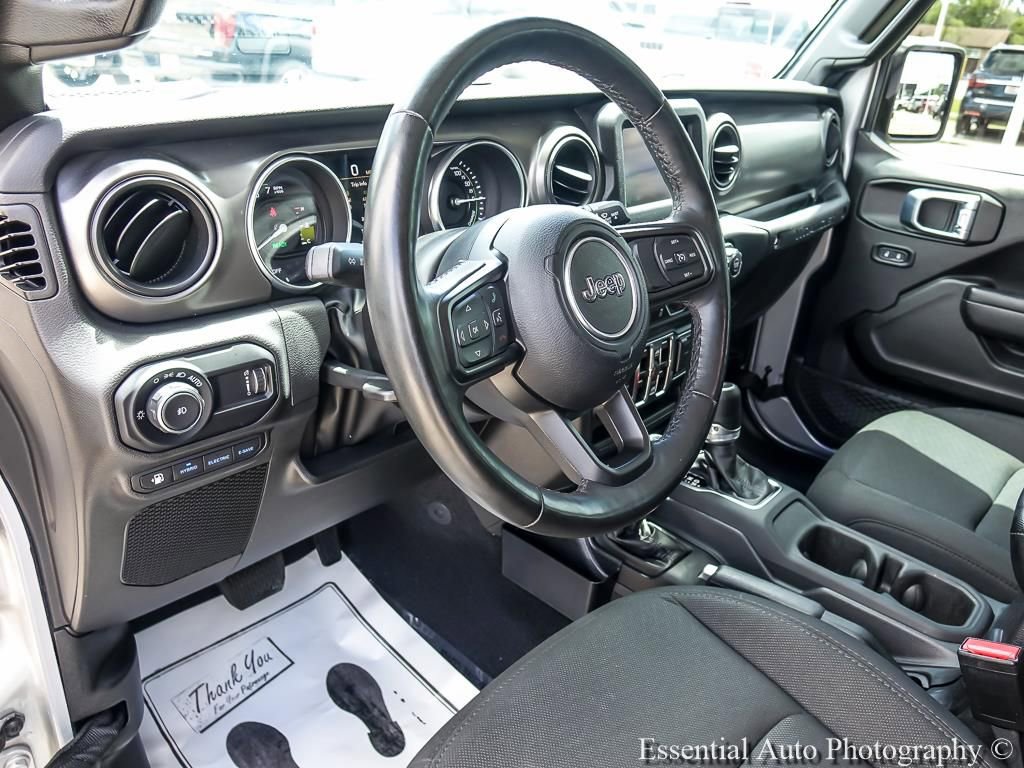 Used 2023 Jeep Wrangler Unlimited w/ Cold Weather Group AWD/4WD image 11