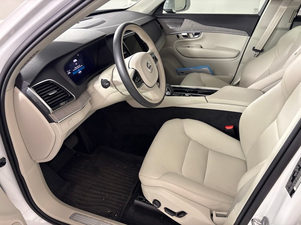 Certified 2025 Volvo XC90 B6 Plus w/ Protection Package Premier AWD/4WD image 29