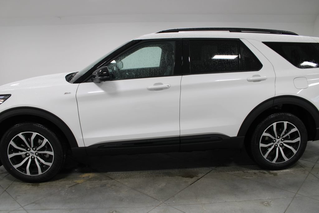 New 2026 Ford Explorer ST-Line AWD/4WD image 5