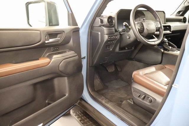 Used 2025 Toyota Land Cruiser w/ Premium Package AWD/4WD image 9