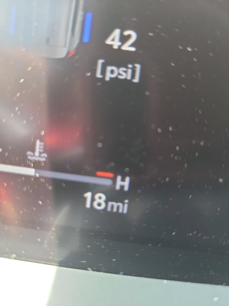 New 2026 Toyota RAV4 SE FWD image 28