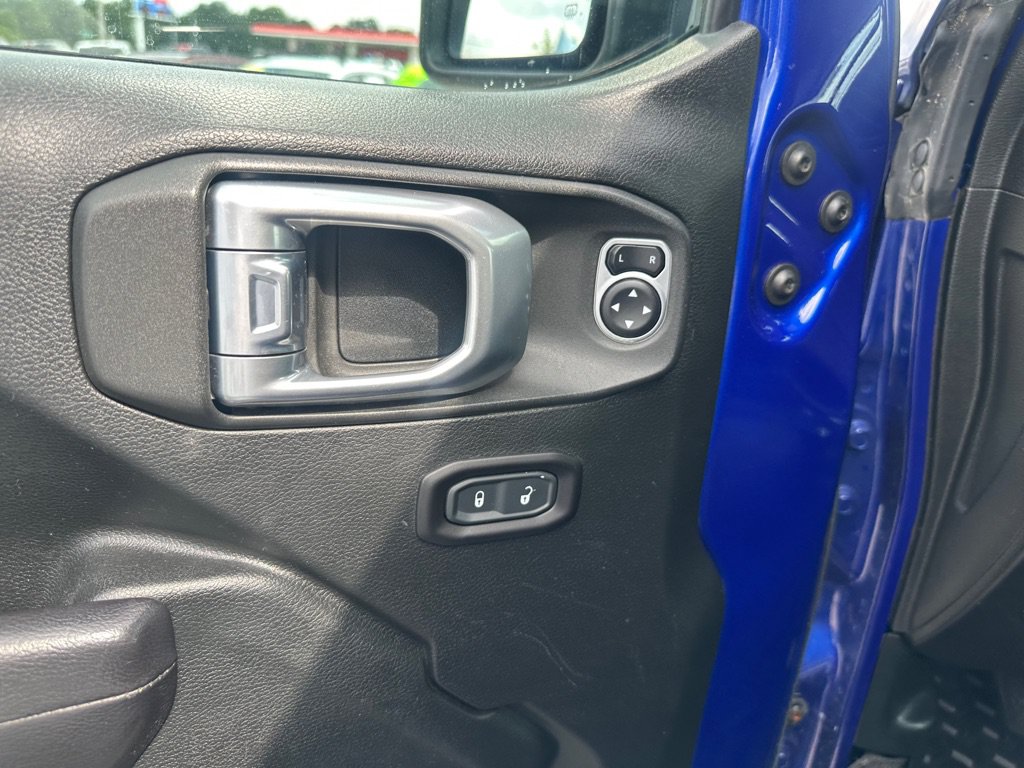Used 2020 Jeep Wrangler Unlimited Rubicon AWD/4WD image 12