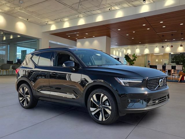 New 2026 Volvo XC40 B5 Ultra w/ Protection Package Premier AWD/4WD image 5