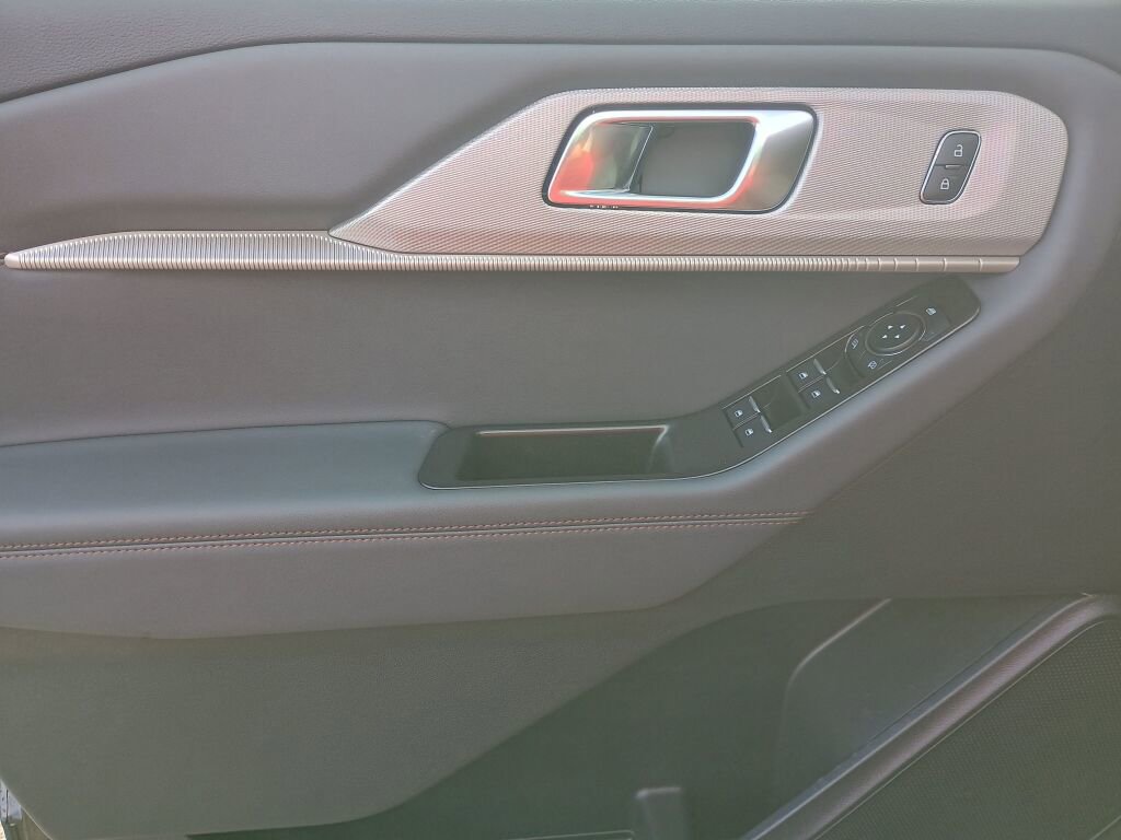 New 2026 Ford Explorer Active image 6