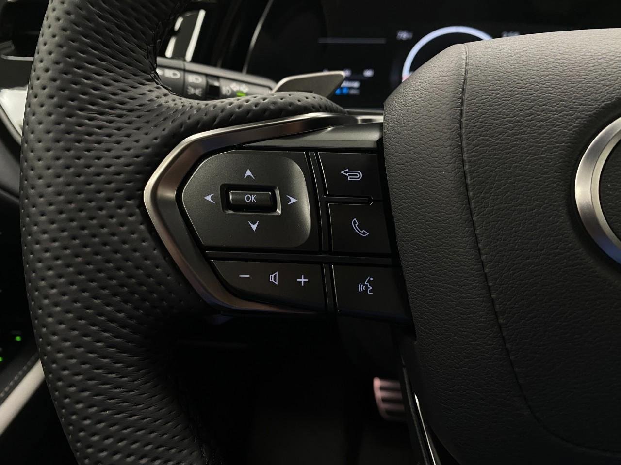 New 2026 Lexus TX 500h AWD w/ Technology Package image 50