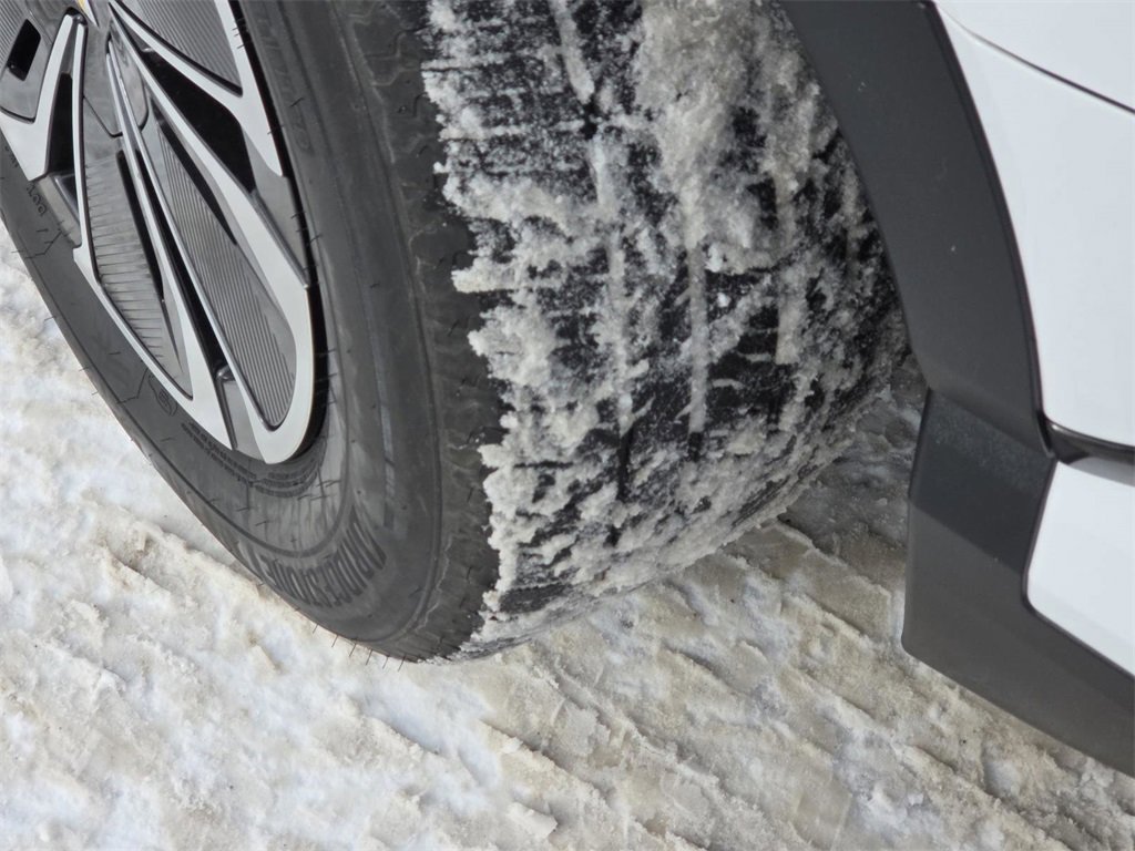 Used 2024 Chevrolet Blazer EV LT image 10