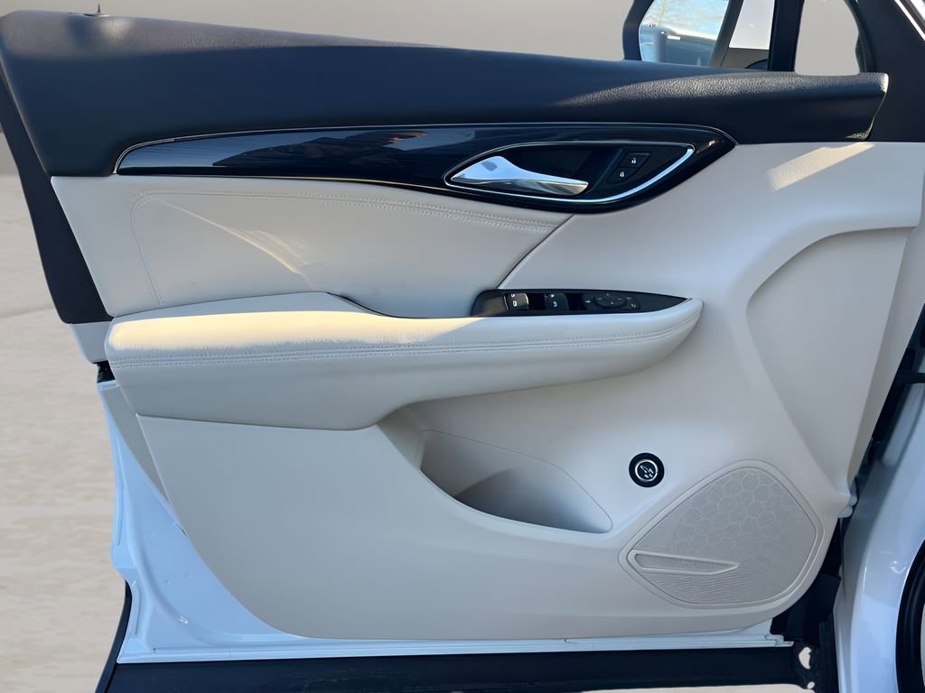 Used 2023 Buick Envision Preferred image 25