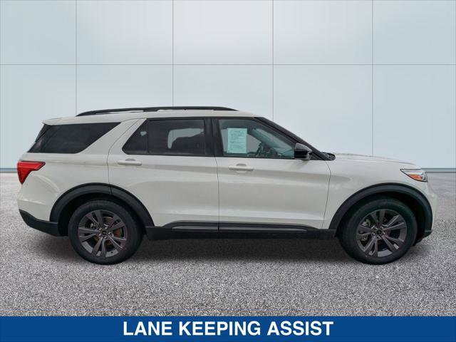 Certified 2023 Ford Explorer XLT w/ Equipment Group 202A image 6