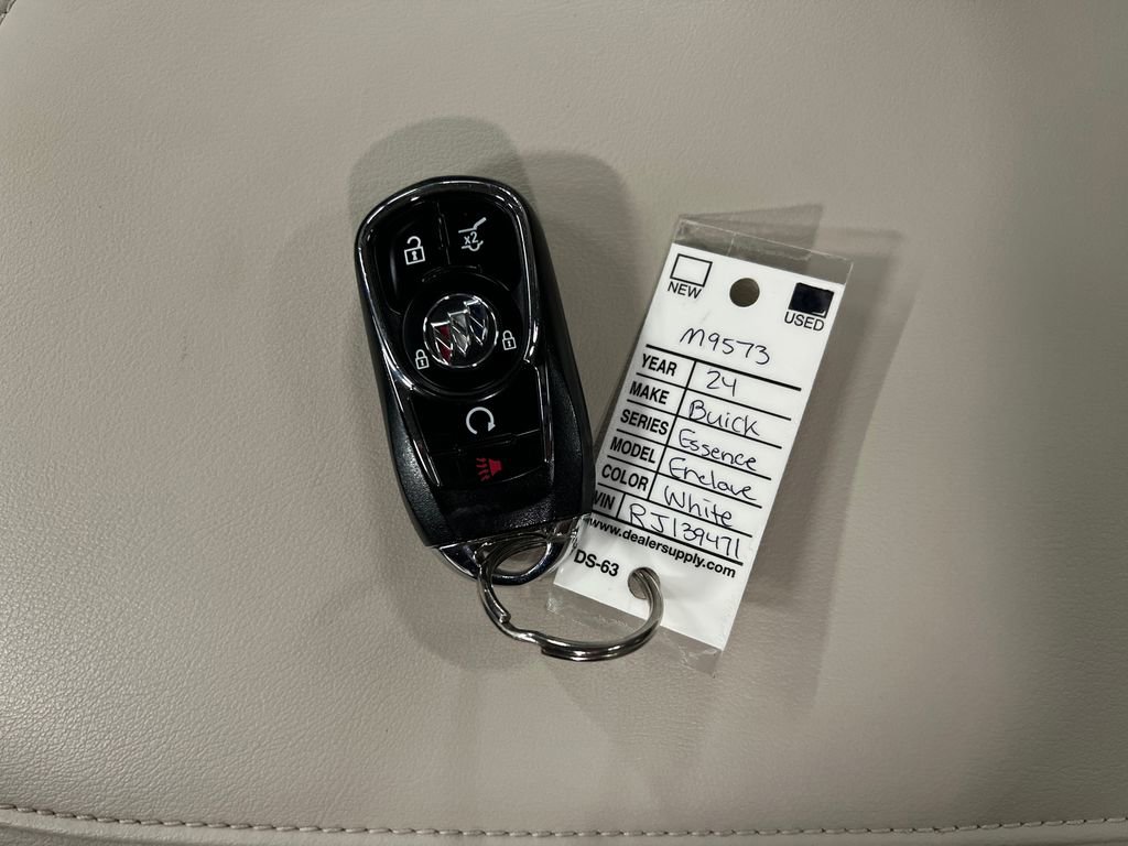 Certified 2024 Buick Enclave Essence w/ Experience Buick Package AWD/4WD image 31