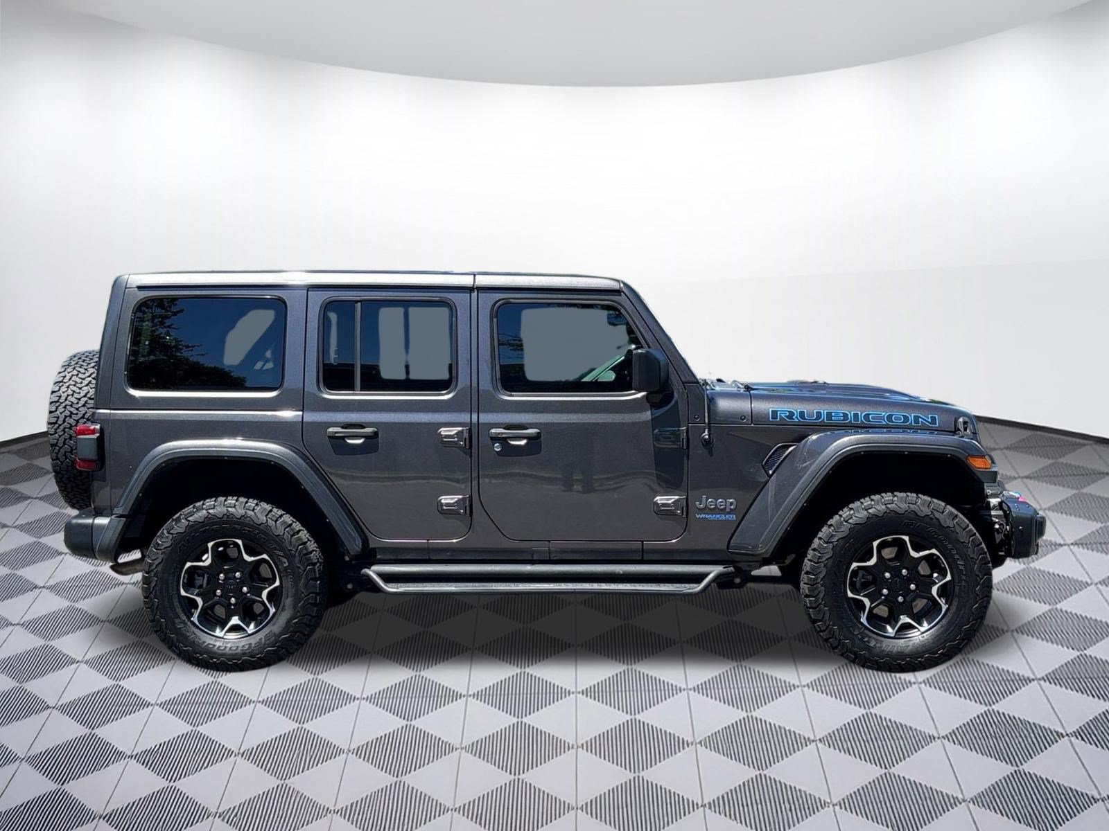 Used 2021 Jeep Wrangler Unlimited Rubicon 4xe w/ Steel Bumper Group AWD/4WD image 8