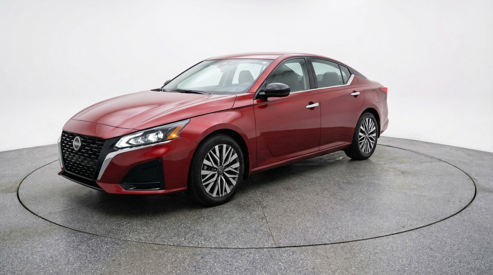 Used 2025 Nissan Altima 2.5 SV image 3