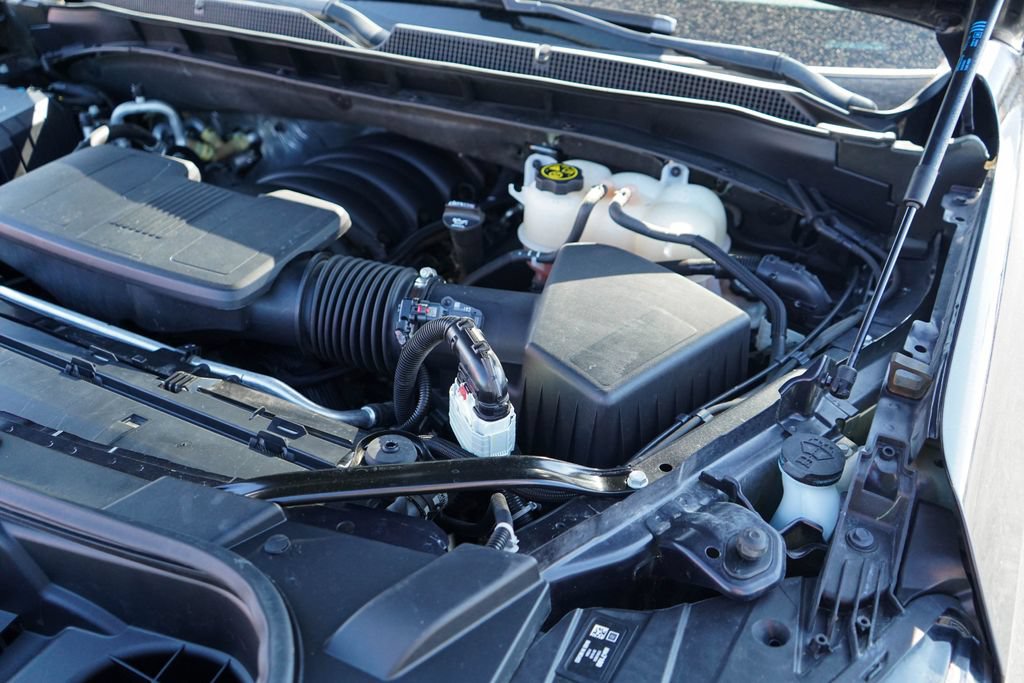 Used 2023 Chevrolet Suburban Premier AWD/4WD image 37
