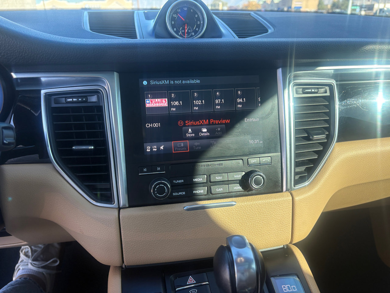 Used 2018 Porsche Macan image 20