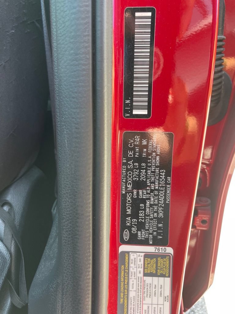 Used 2020 Kia Forte LXS FWD image 14