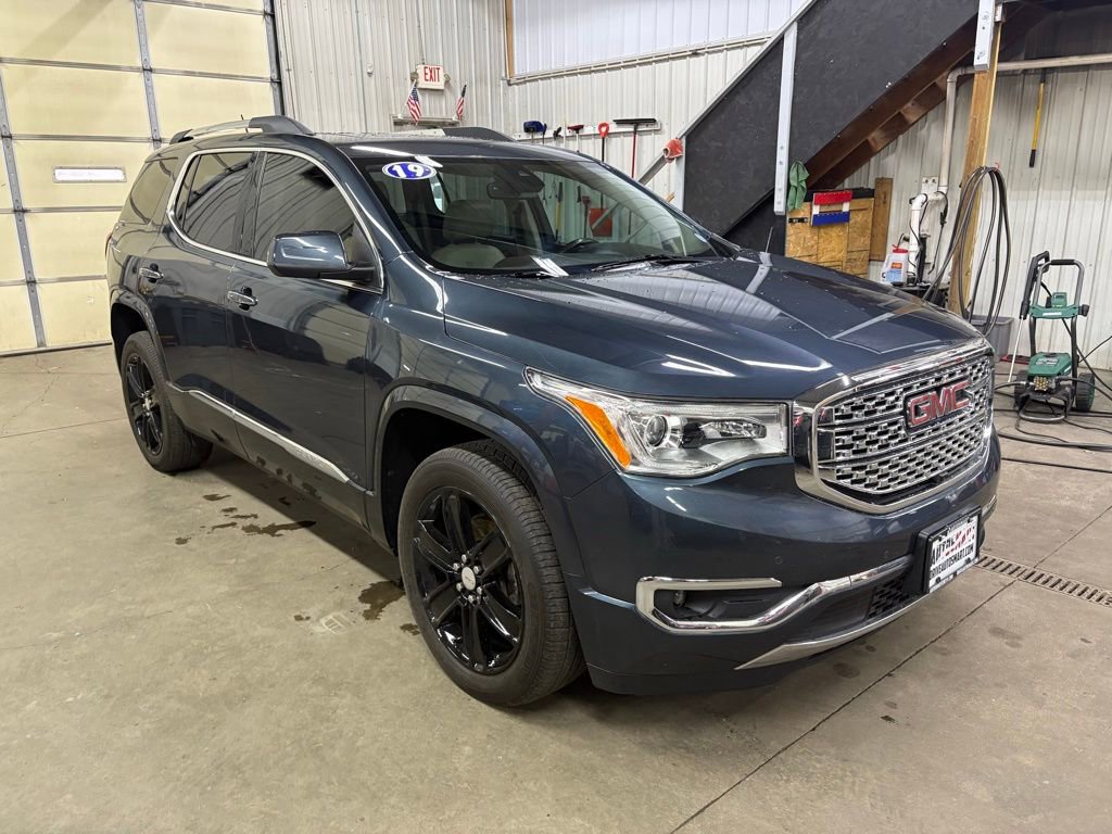 Used 2019 GMC Acadia Denali w/ Technology Package image 1