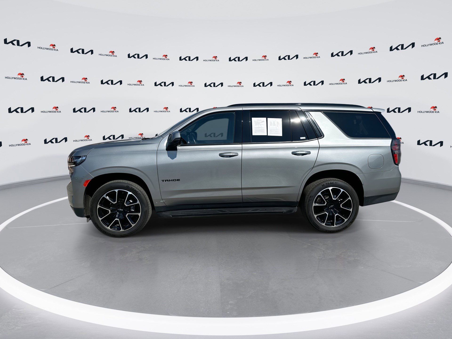 Used 2023 Chevrolet Tahoe RST w/ Luxury Package RWD image 5