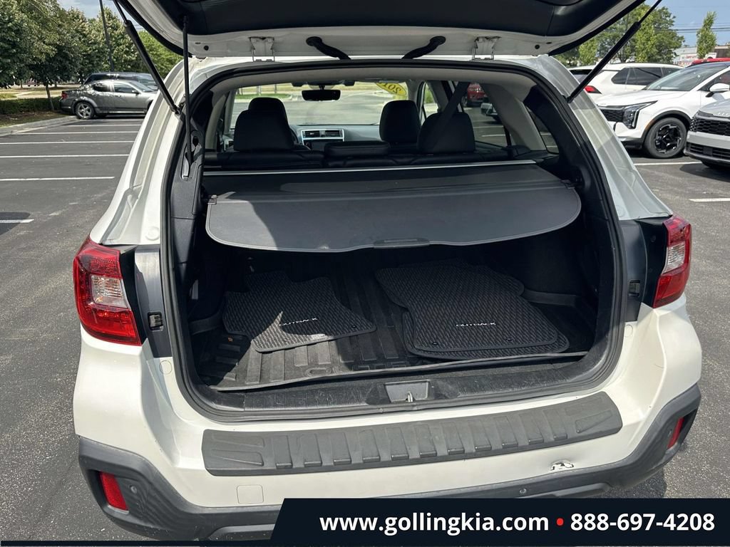 Used 2018 Subaru Outback 2.5i Limited AWD/4WD image 8