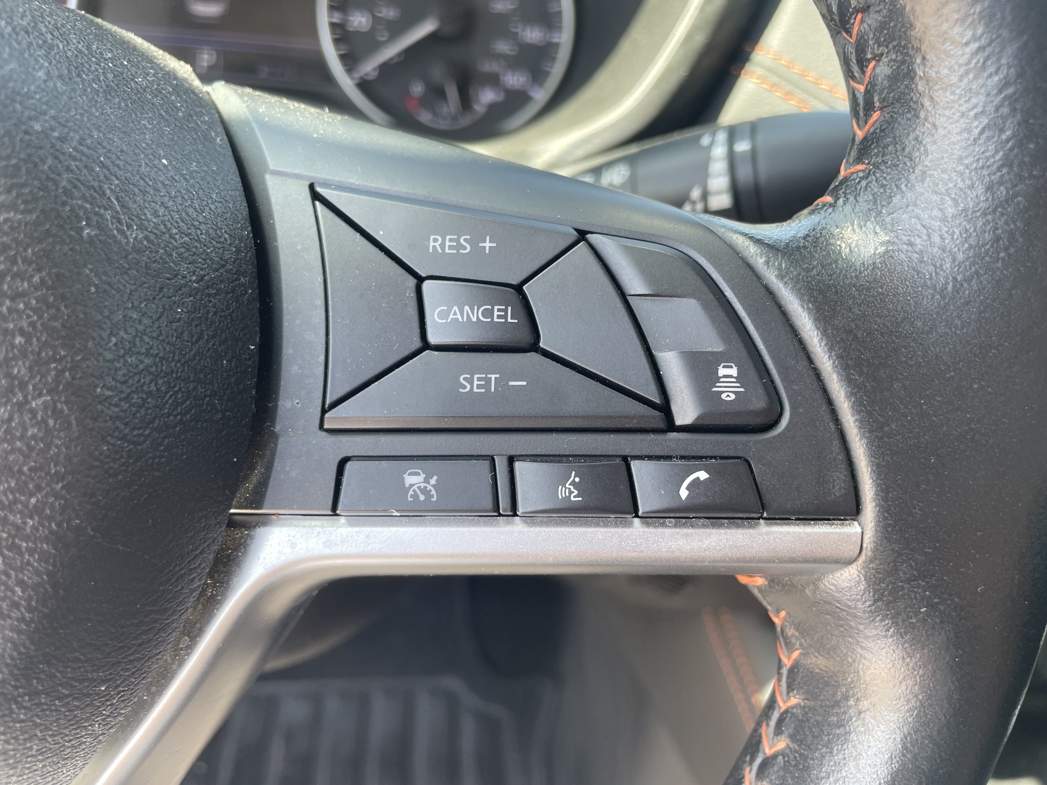 Used 2022 Nissan Sentra SR w/ SR Premium Package FWD image 17