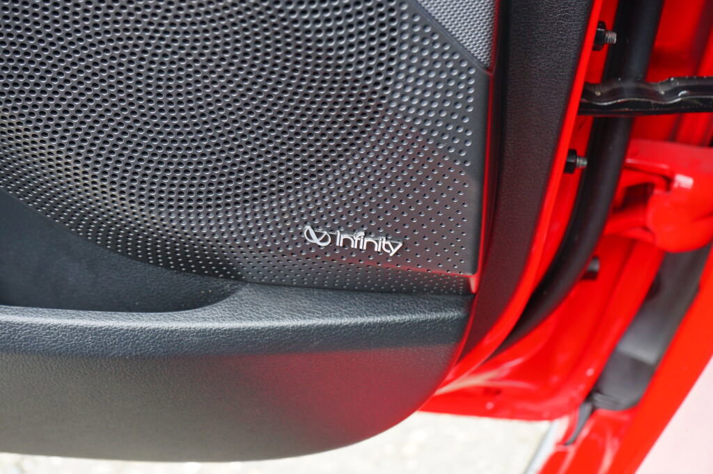 Used 2019 Hyundai Veloster N N w/ Performance Package image 21