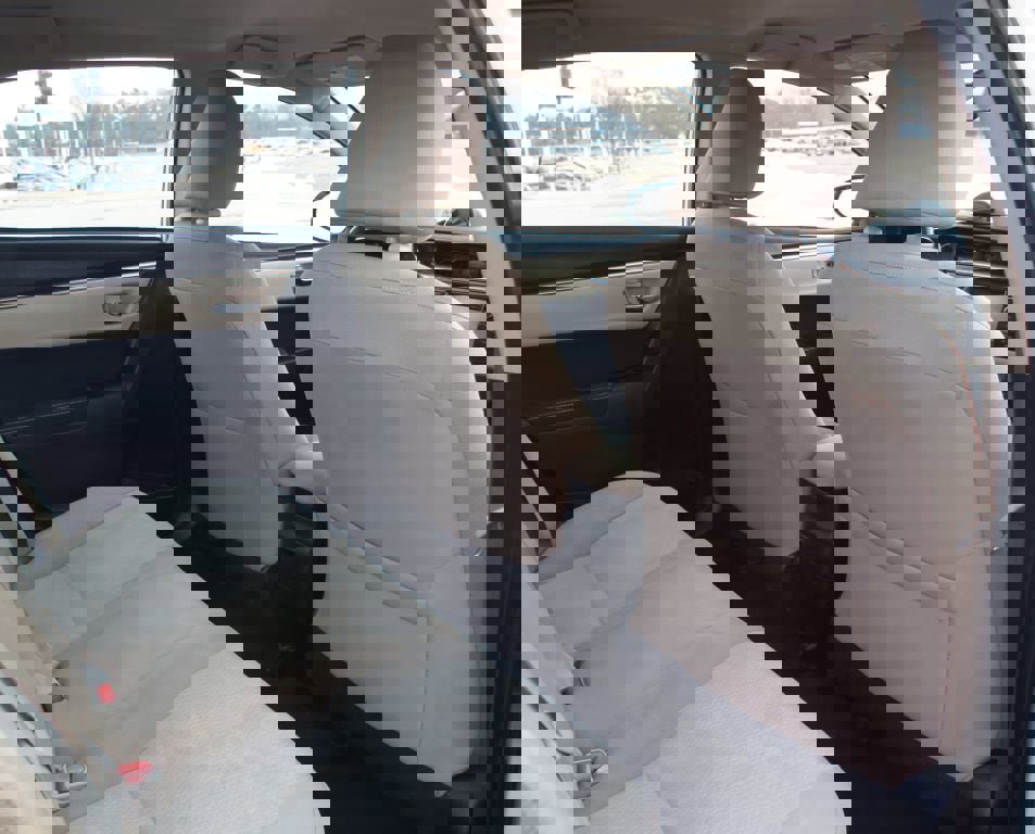 Used 2016 Toyota Corolla LE image 20