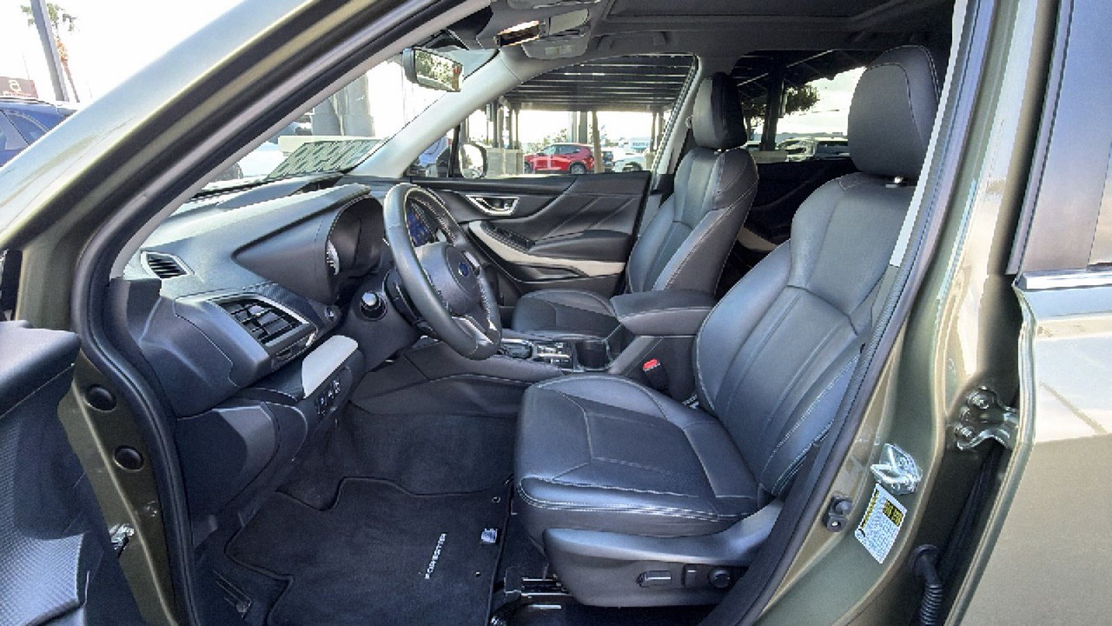 Used 2024 Subaru Forester Limited AWD/4WD image 12