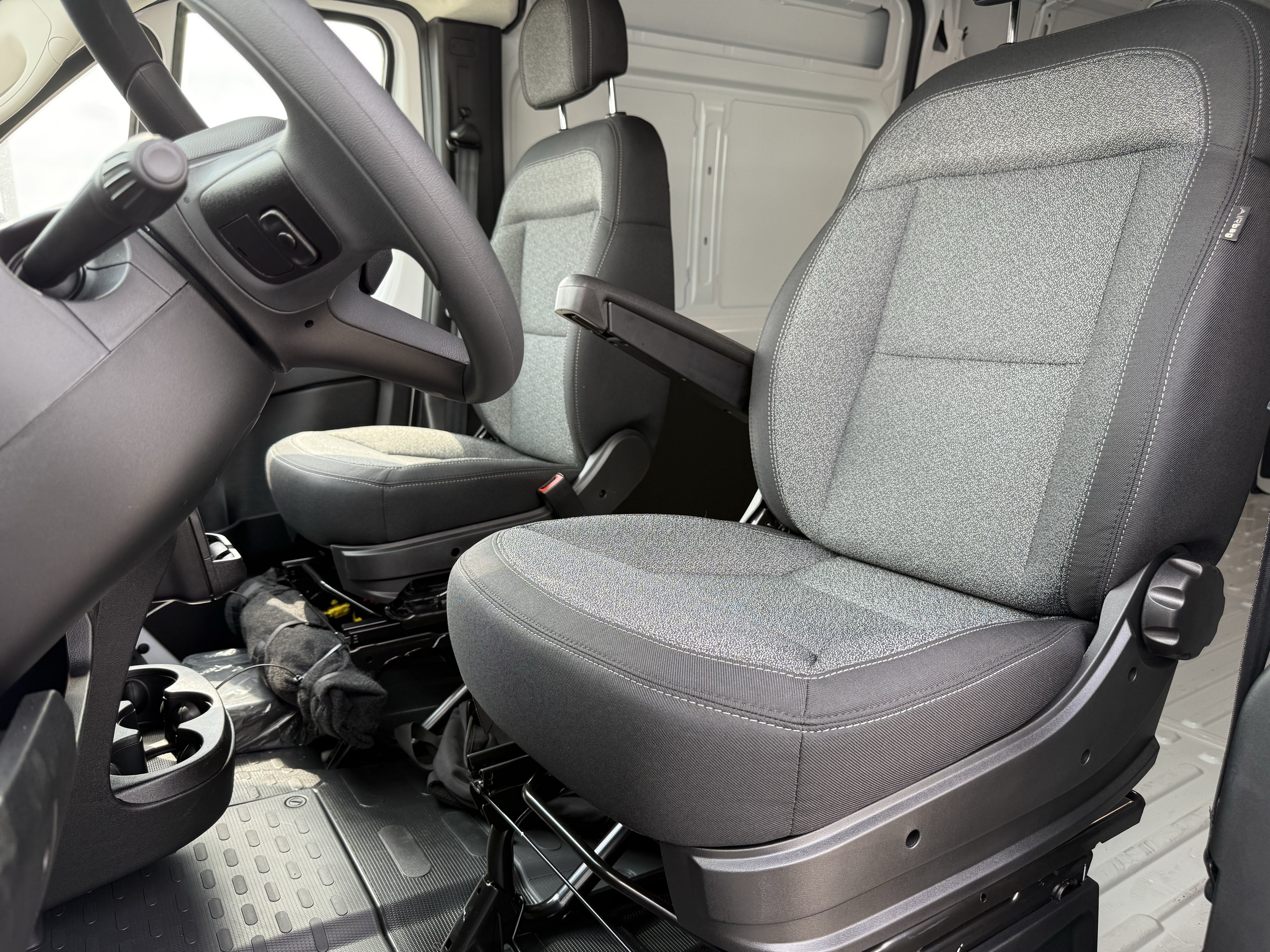 New 2026 RAM ProMaster 2500 w/ Convenience Group FWD image 16