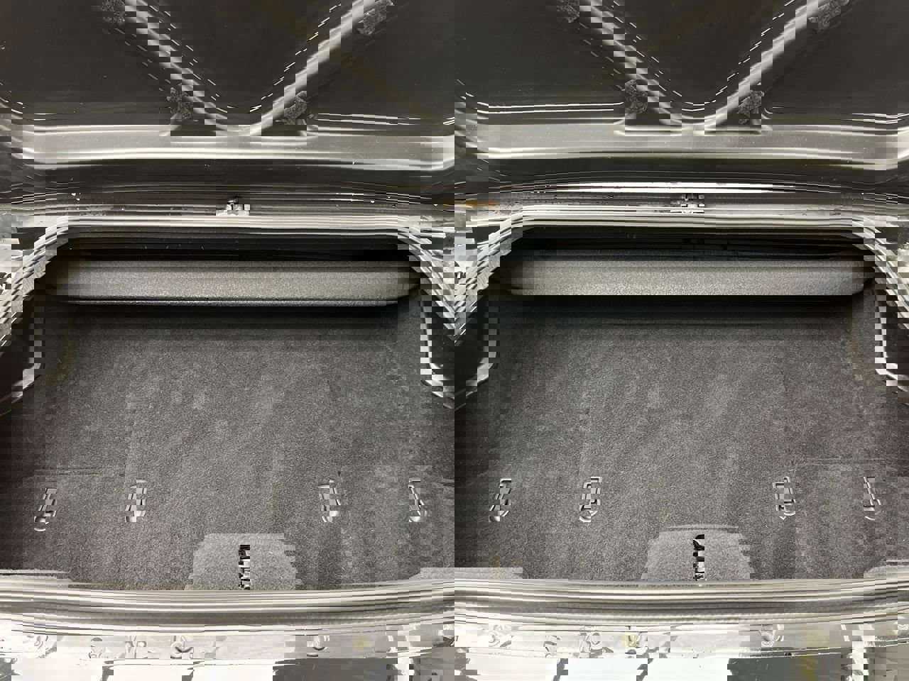 Used 2001 Chevrolet Corvette Convertible w/ Preferred Equipment Group2 image 21